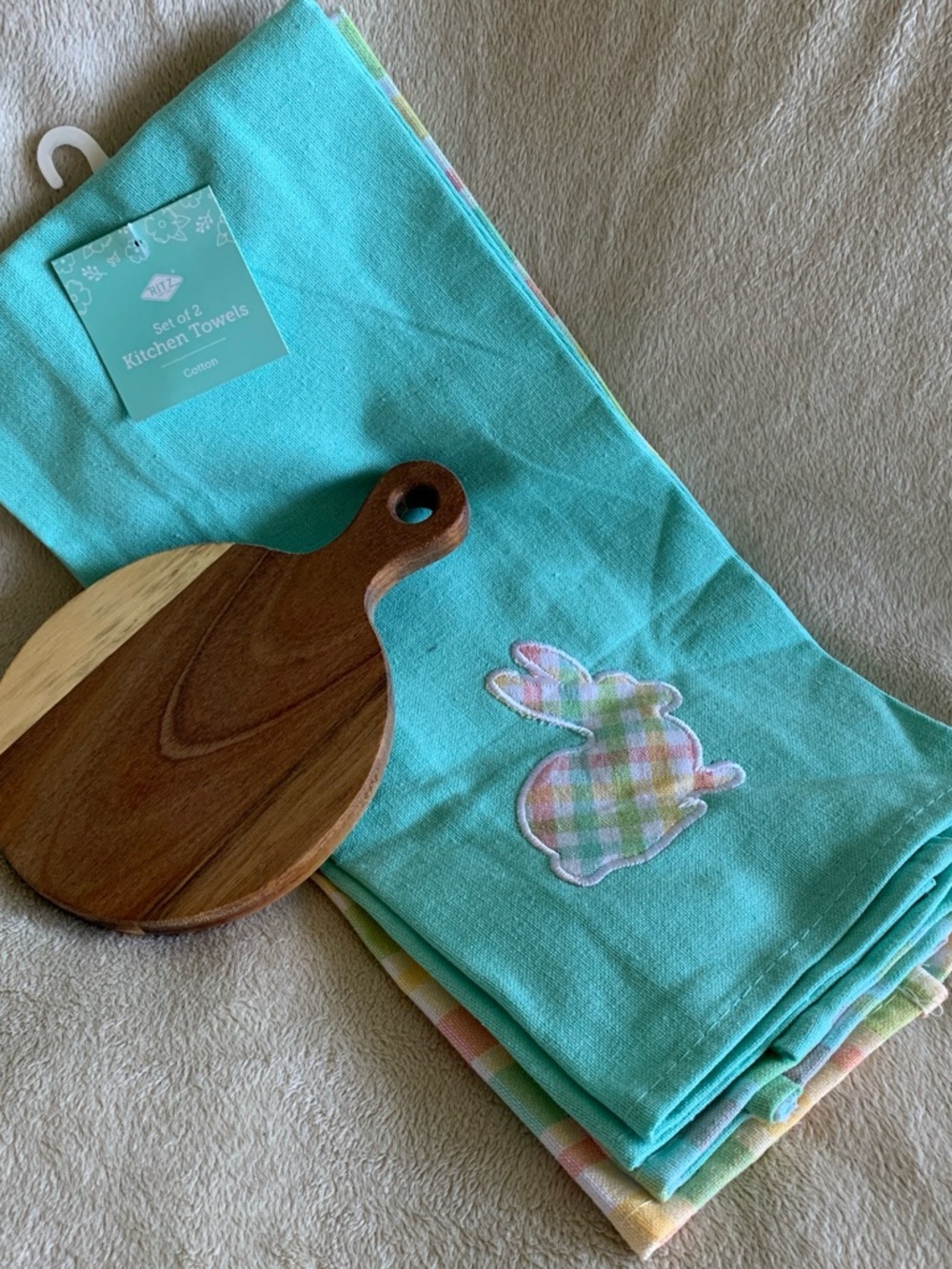 Hobby Lobby Turquoise Bunny Appliqué Cotton Kitchen Towels an charcuterie